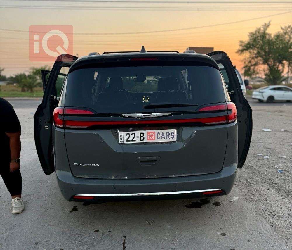 Chrysler Pacifica